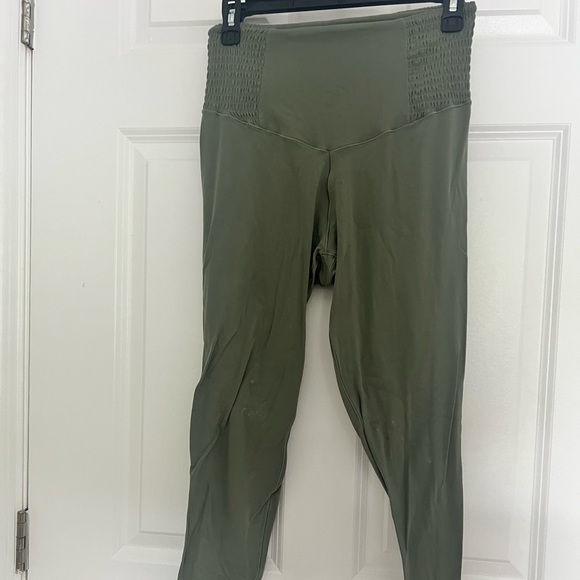OFFLINE by Aerie Olive Leggings - Picture 1 of 4
